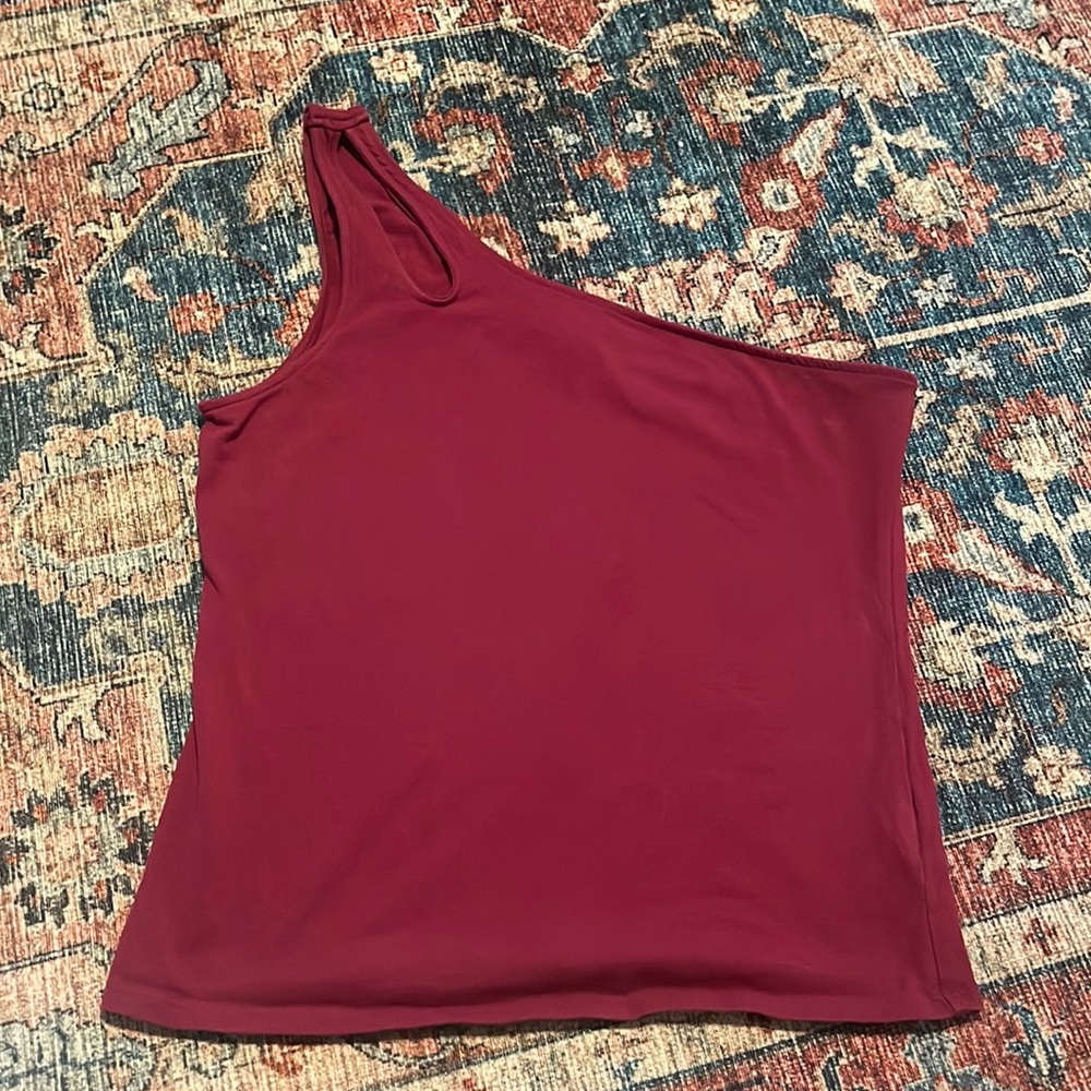 Express one shoulder top